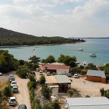 Mobile Homes Charly * Tisno