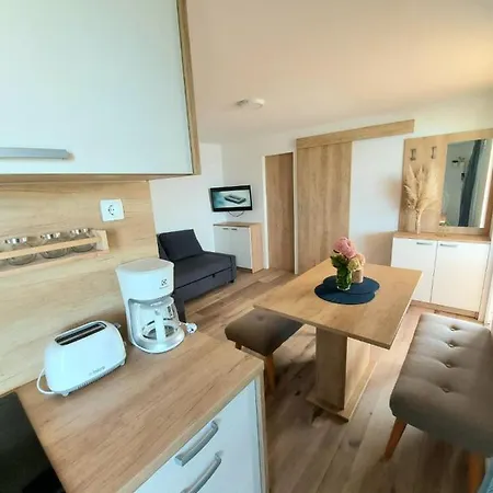 Campsite Mobile Homes Charly *