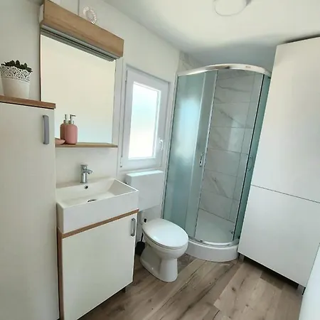 Kemp Mobile Homes Charly *