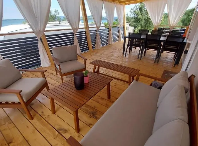 Mobile Homes Charly Campsite