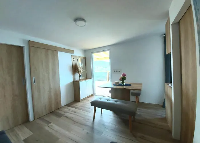 Campsite Mobile Homes Charly Tisno