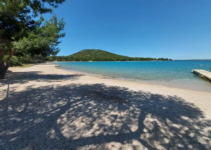 Mobile Homes Charly Campsite Tisno