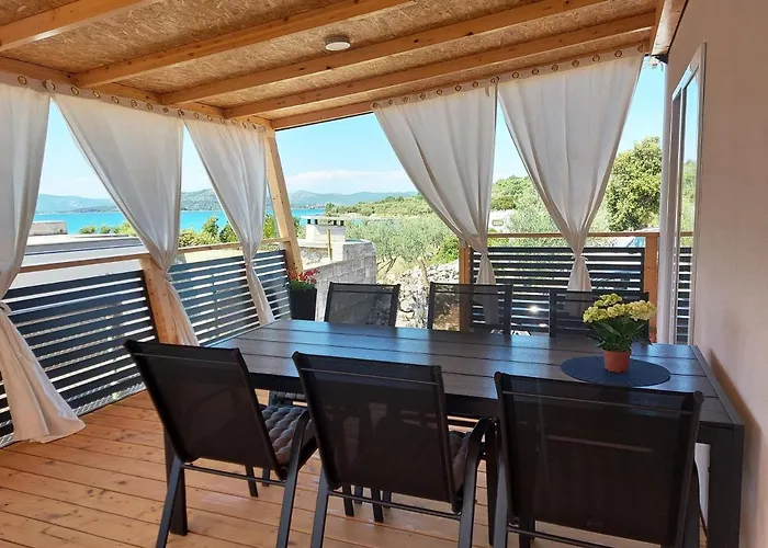 Campsite Mobile Homes Charly *